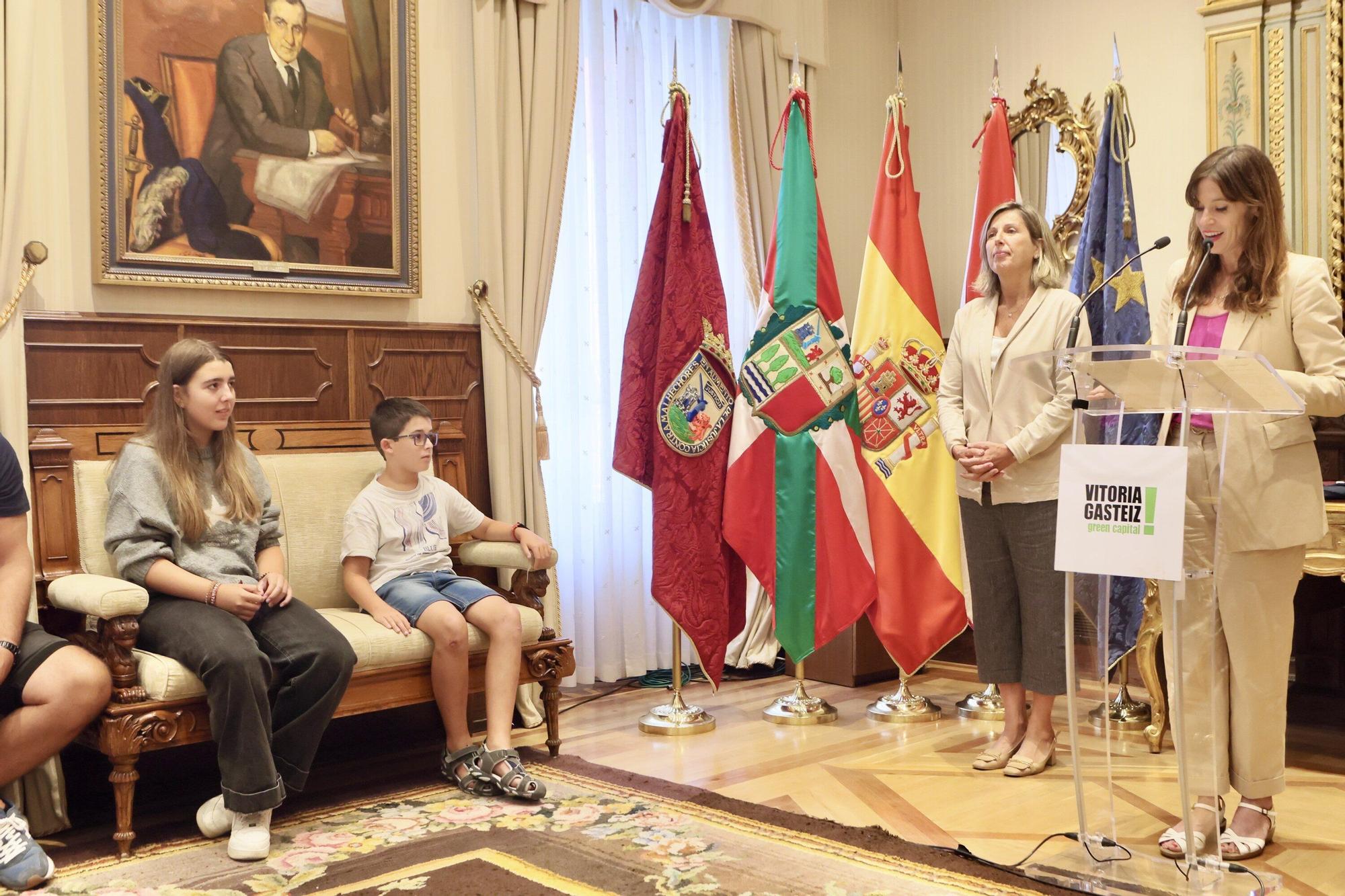 En imágenes: Aiora Díaz Irigoyen y Eñaut de Viteri Mujika serán los próximos Edurne y Celedón Txiki