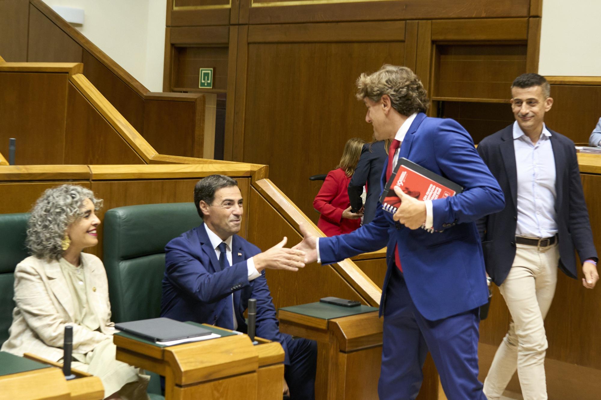 En imágenes: El lehendakari abre el debate de política general