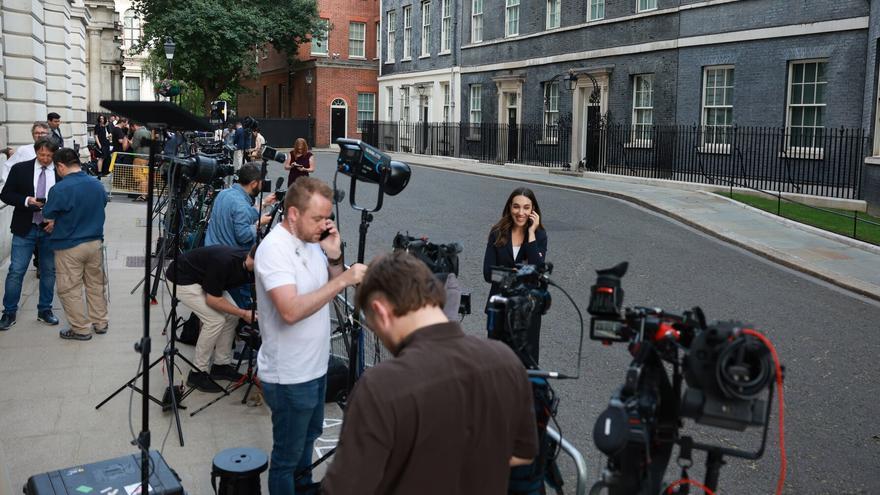 Expectación en Downing Street: Starmer, a un paso de anunciar su dimisión