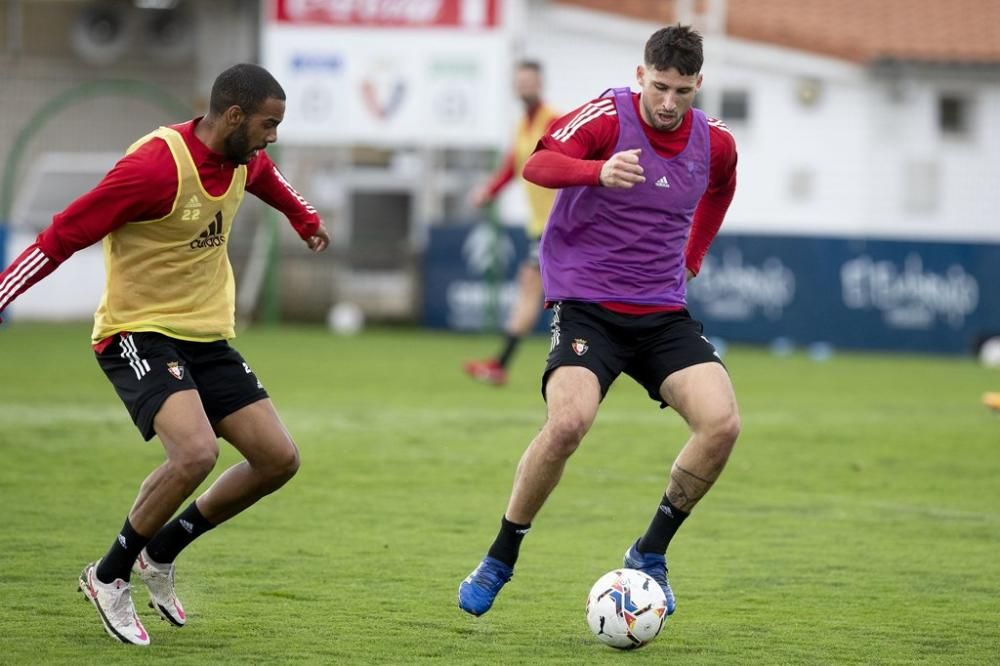 Primer entrenamiento de Jonás Ramalho con Osasuna