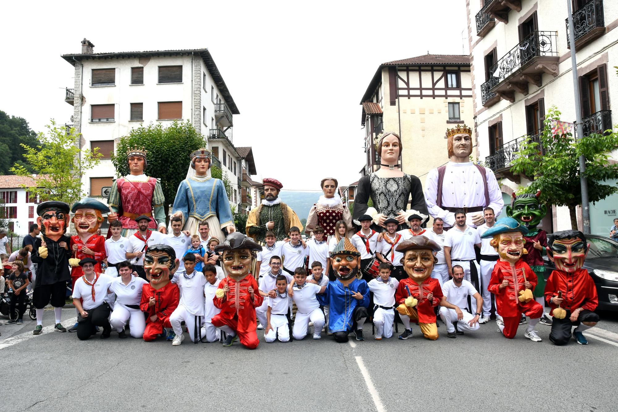Elizondo celebra el día de los jóvenes, niños y niñas