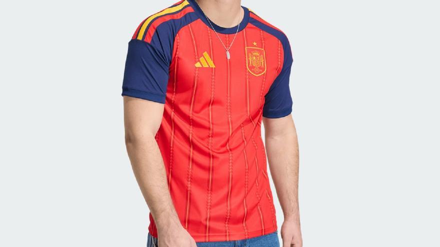 La Federación Española recomienda comprar la camiseta falsa de la selección