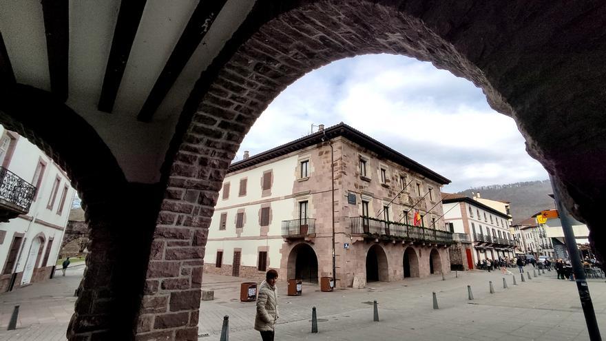 El Ayuntamiento de Baztan impulsará el grupo estable de madres AMArtean