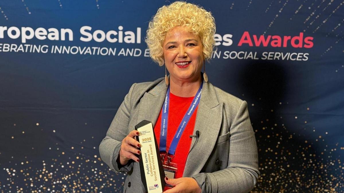 La diputada de Cuidados y Políticas Sociales, Maite Peña, valora el premio como un reconocimiento al esfuerzo colectivo.