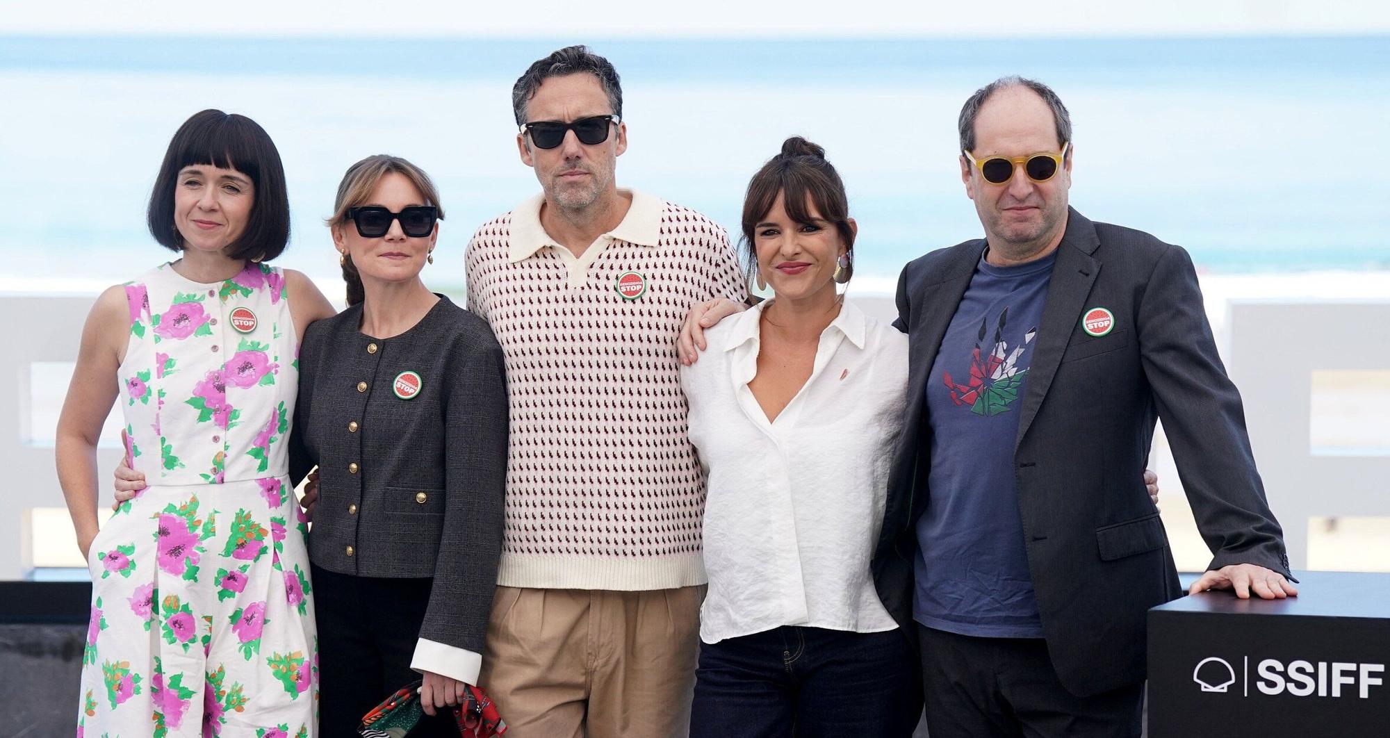 Miren Gaztañaga, Nagore Aranburu, Koldo Almandoz, Sara Cozar y Josean Bengoetxea