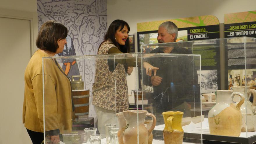 Txakolin Museoa de Bakio expone la historia del “chacolín”