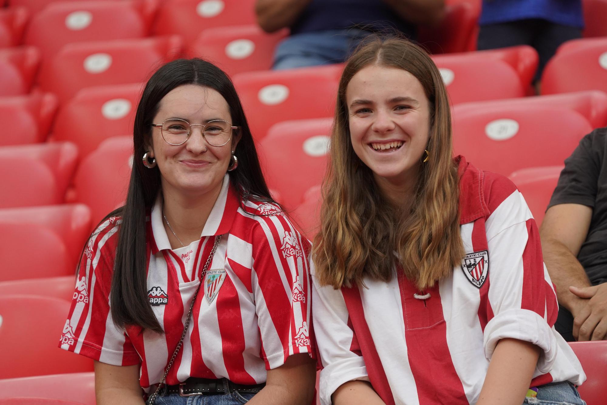 En imágenes: ¿Estás en San Mamés viendo el Athletic - Rayo? Búscate en nuestra galería