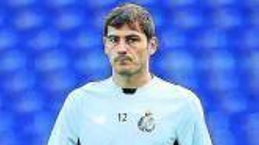 El Oporto se juega el pase  ante su mejor cliente