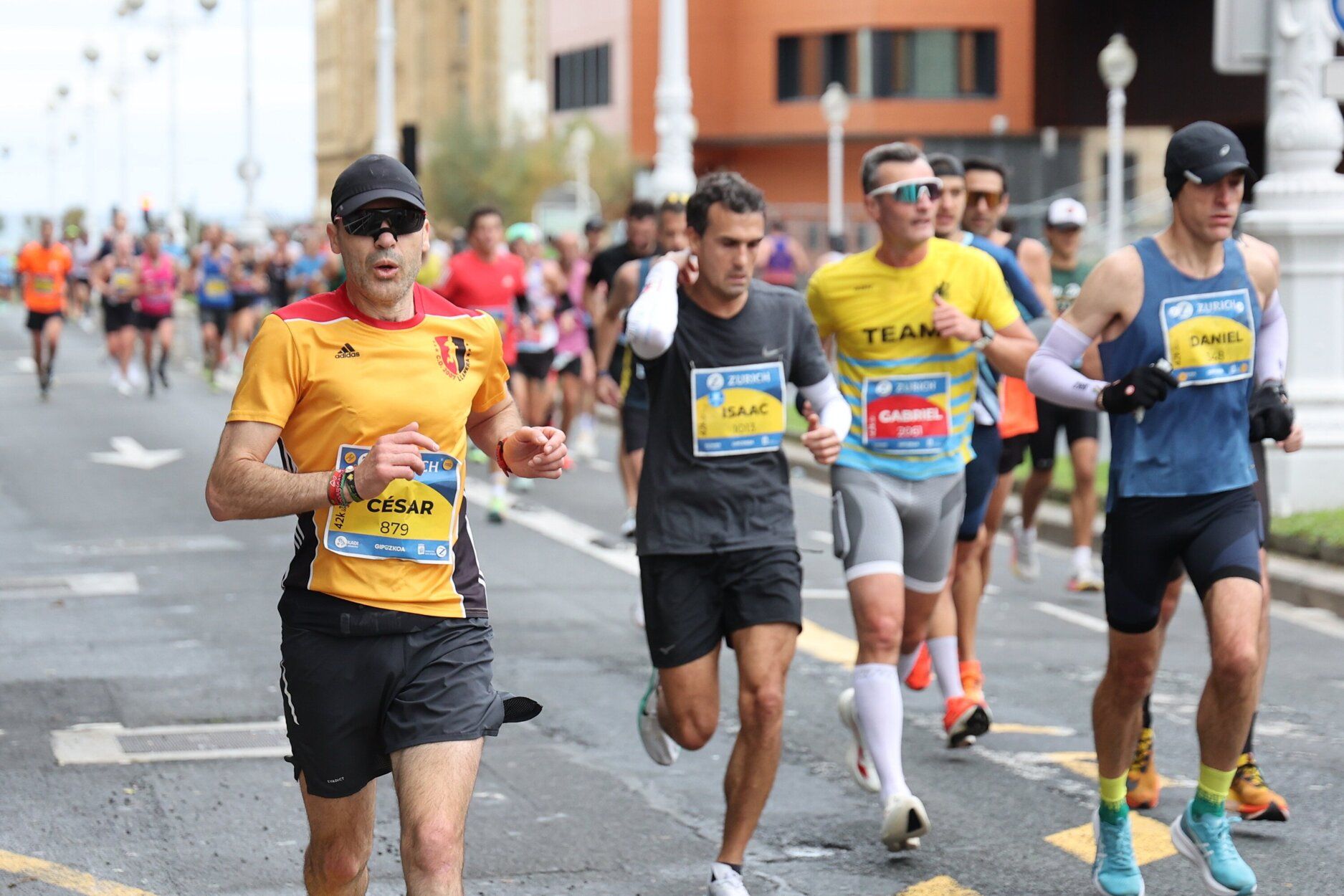 La 46 edición de la Maratón de San Sebastián, en imágenes