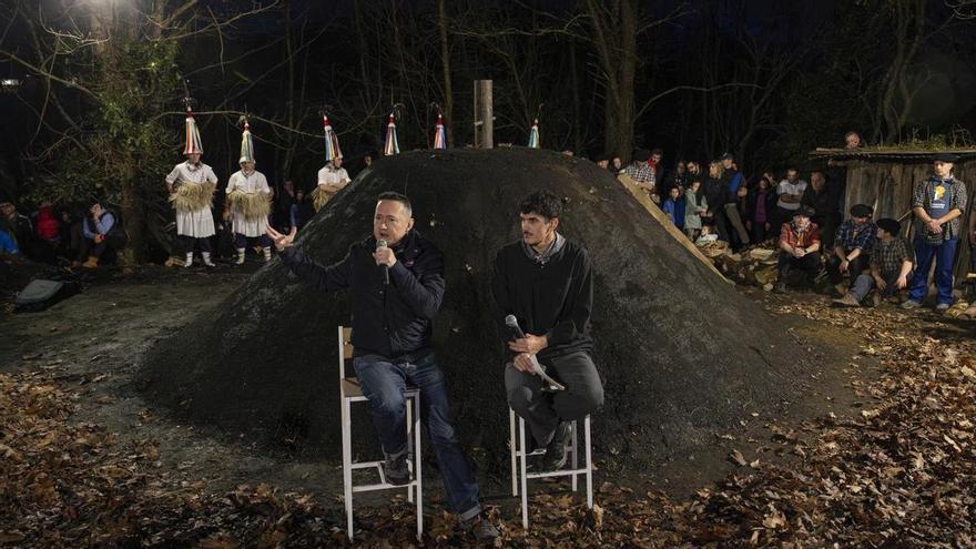 Fermin Muguruza enciende la 12ª carbonera de IrriSarri Land