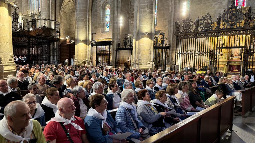 En imágenes: Cientos de alaveses se reúnen para celebrar el final de curso de la Diócesis de Vitoria