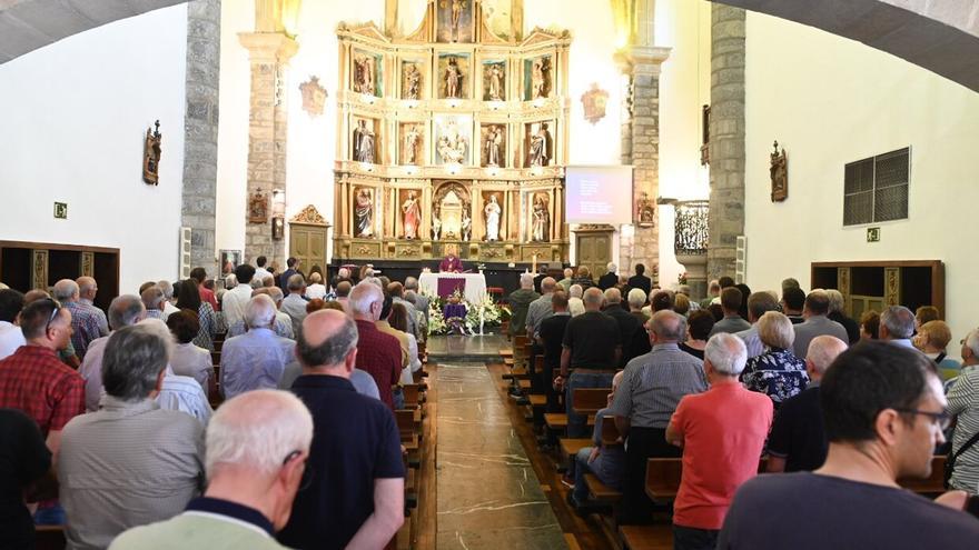Funeral de Txomin Perurena en Astigarraga