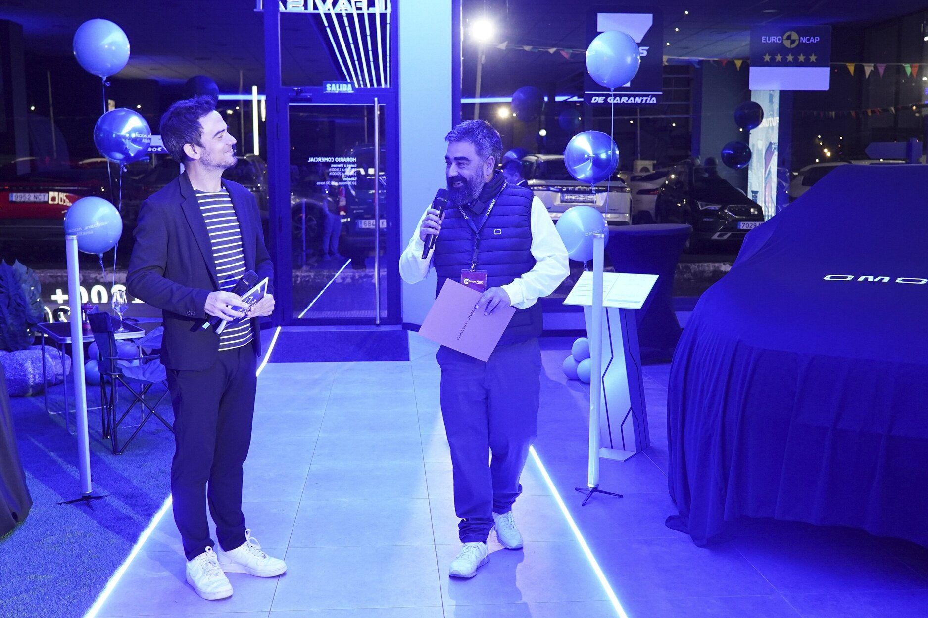 Fotogalería presentación en Alfavisa del Omoda 5 SHS-H  híbrido y del Jaecoo 5 EV eléctric