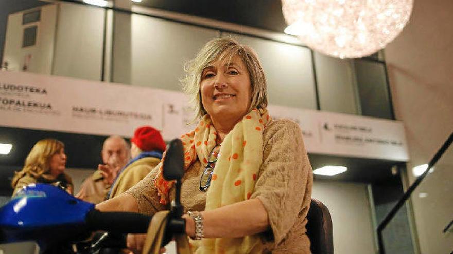 María Luisa Goikoetxea sigue con su lucha en favor de la accesibilidad al tren.