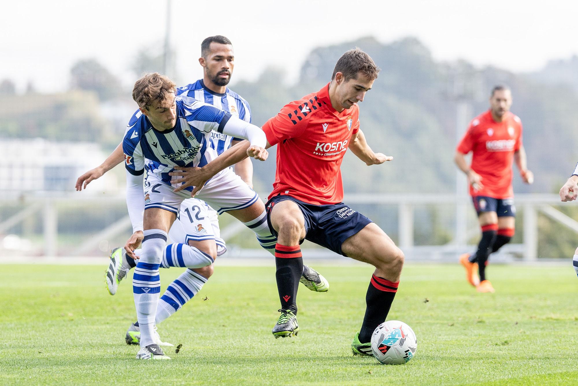 Fotos del partido amistoso entre Osasuna y Real Sociedad
