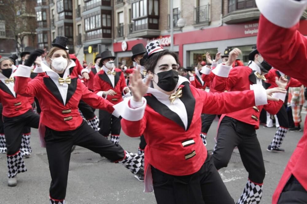 Encuentra el desfile de tu comparsa
