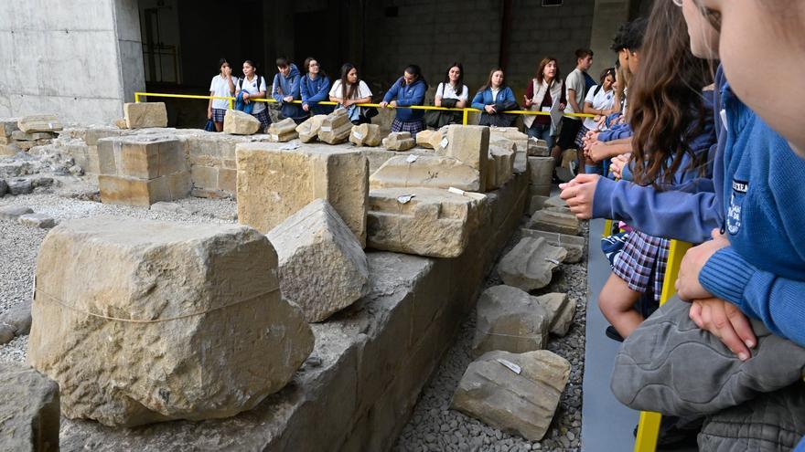 En imágenes: Estudiantes de Bizkaia  miran al futuro desde la arqueología