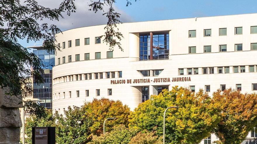 La Fiscalía de Navarra recurrirá el archivo del caso de la niña de 14 años “vendida” a una familia