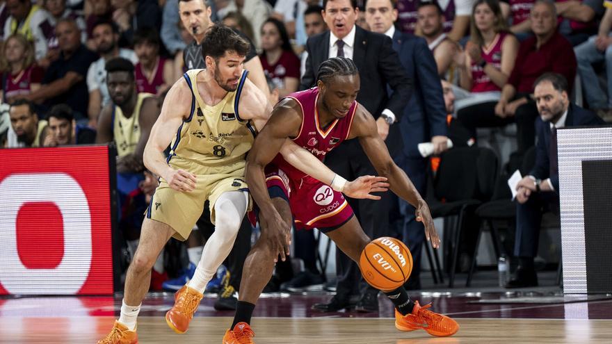 El Baskonia mantiene la cuarta plaza