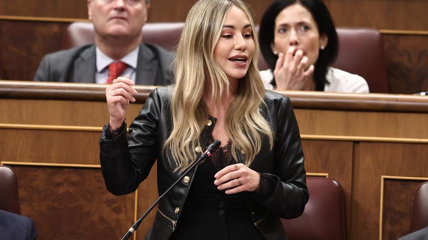 Noelia Núñez acude al Congreso para darse de baja como diputada del PP tras la polémica por su currículum