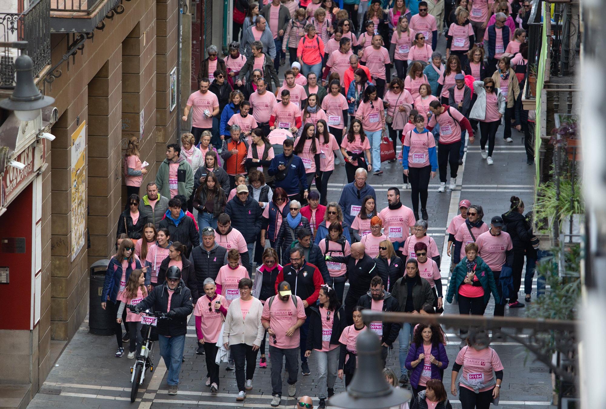 Fotos de la Carrera contra el Cáncer de Mama de Saray en Pamplona 2025
