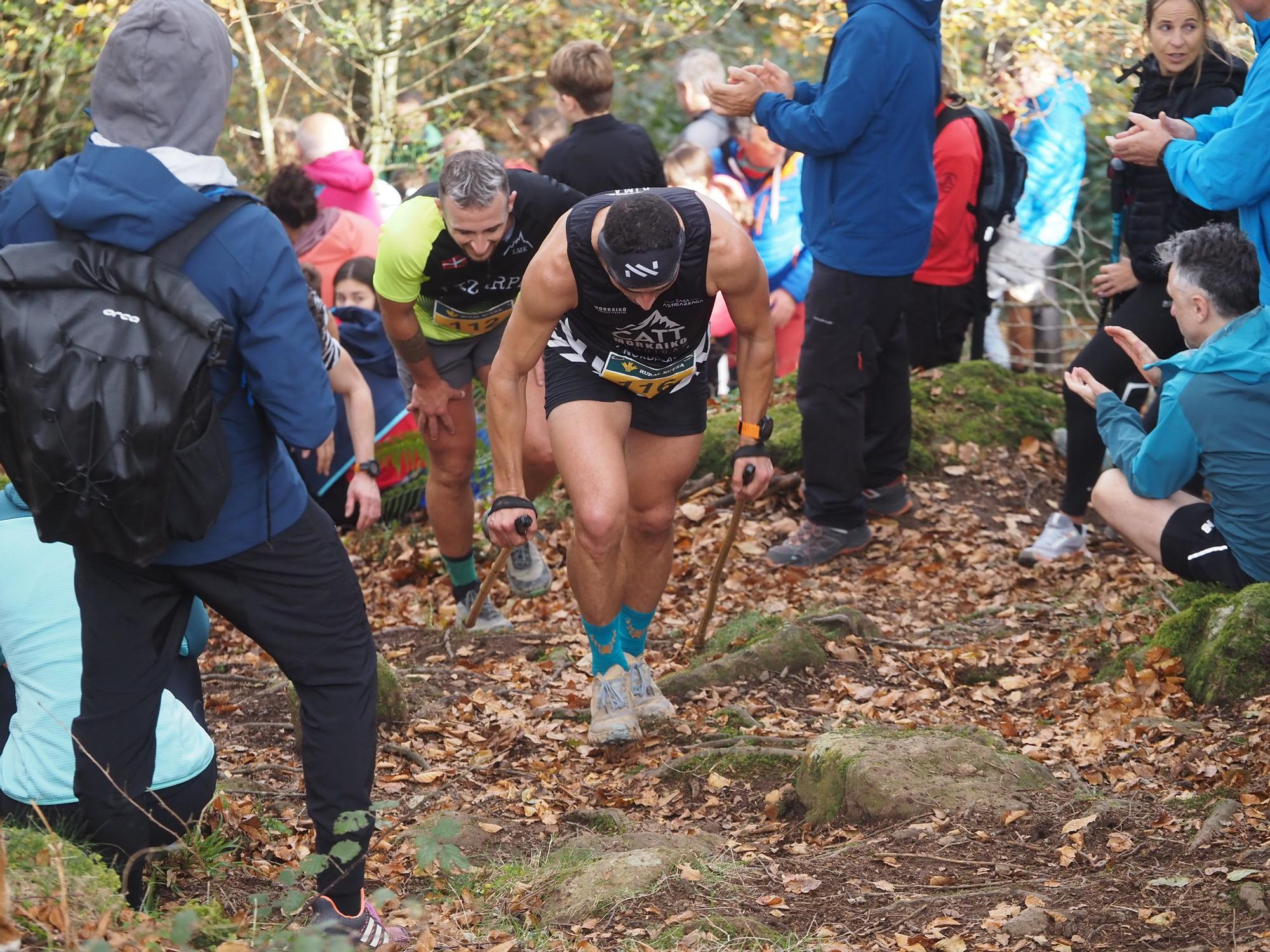 La llegada de los corredores a Karakate, en imágenes
