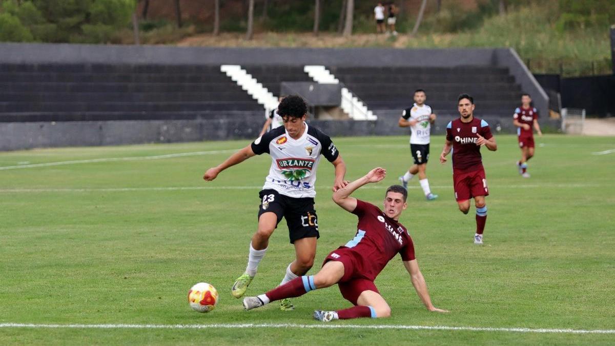 Bouguettaya, en un partido contra el Beasain.