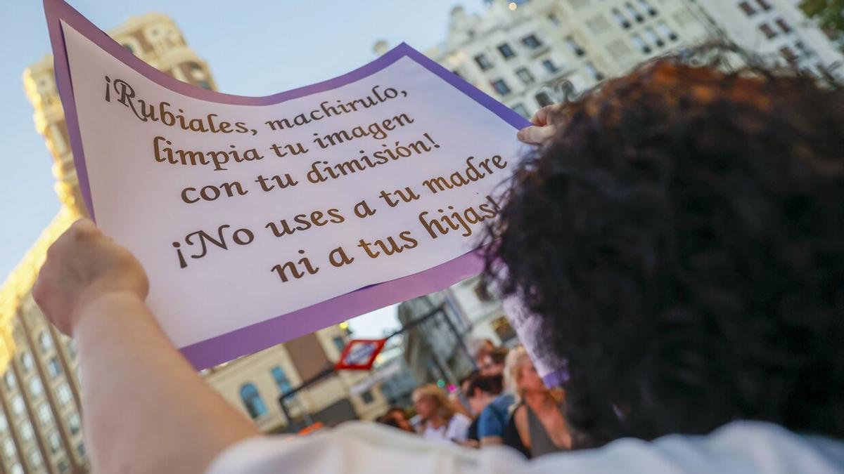 Manifestación en Madrid contra Rubiales