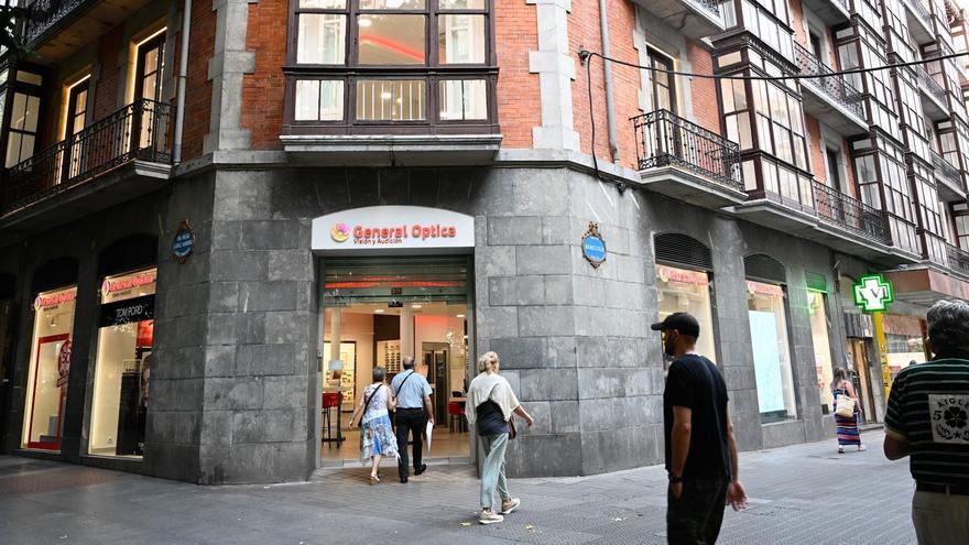 Incertidumbre en los negocios del primer bloque de Berastegi, como en el cierre de la pandemia