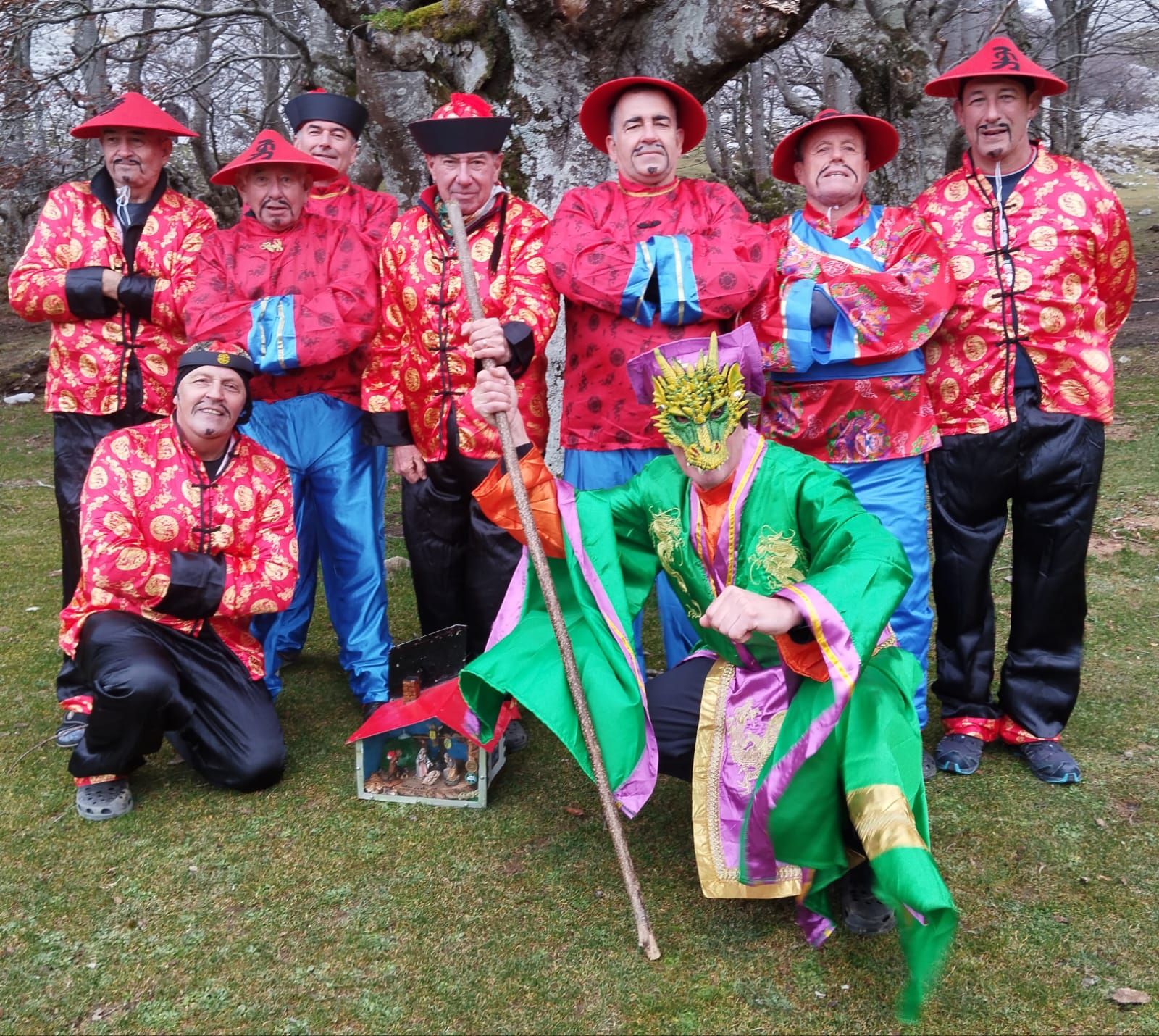 El belén montañero de Gorbeia alcanza la Cruz