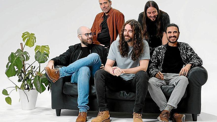 Aguanieve: “Es un disco muy alegre consecuencia de un grave accidente de coche”