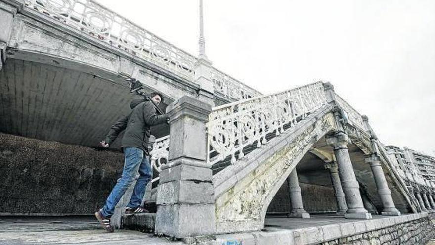 El Consistorio pagará 68.000 a un hombre que perdió parte del pie tras caerle una piedra