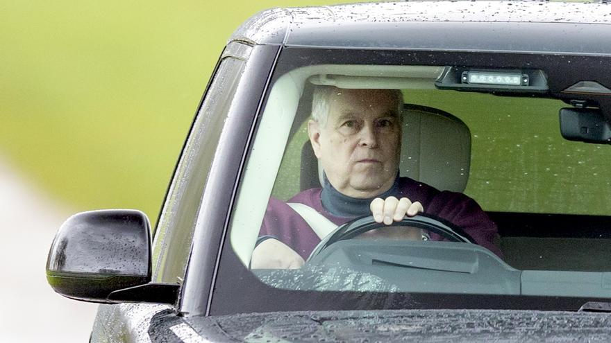 El expríncipe Andrés deja su mansión en Windsor tras publicarse nuevas imágenes vinculadas a Epstein