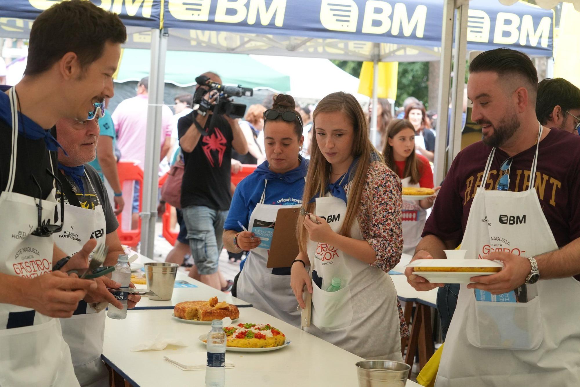 En imágenes: El certamen gastronómico de tortilla de patatas