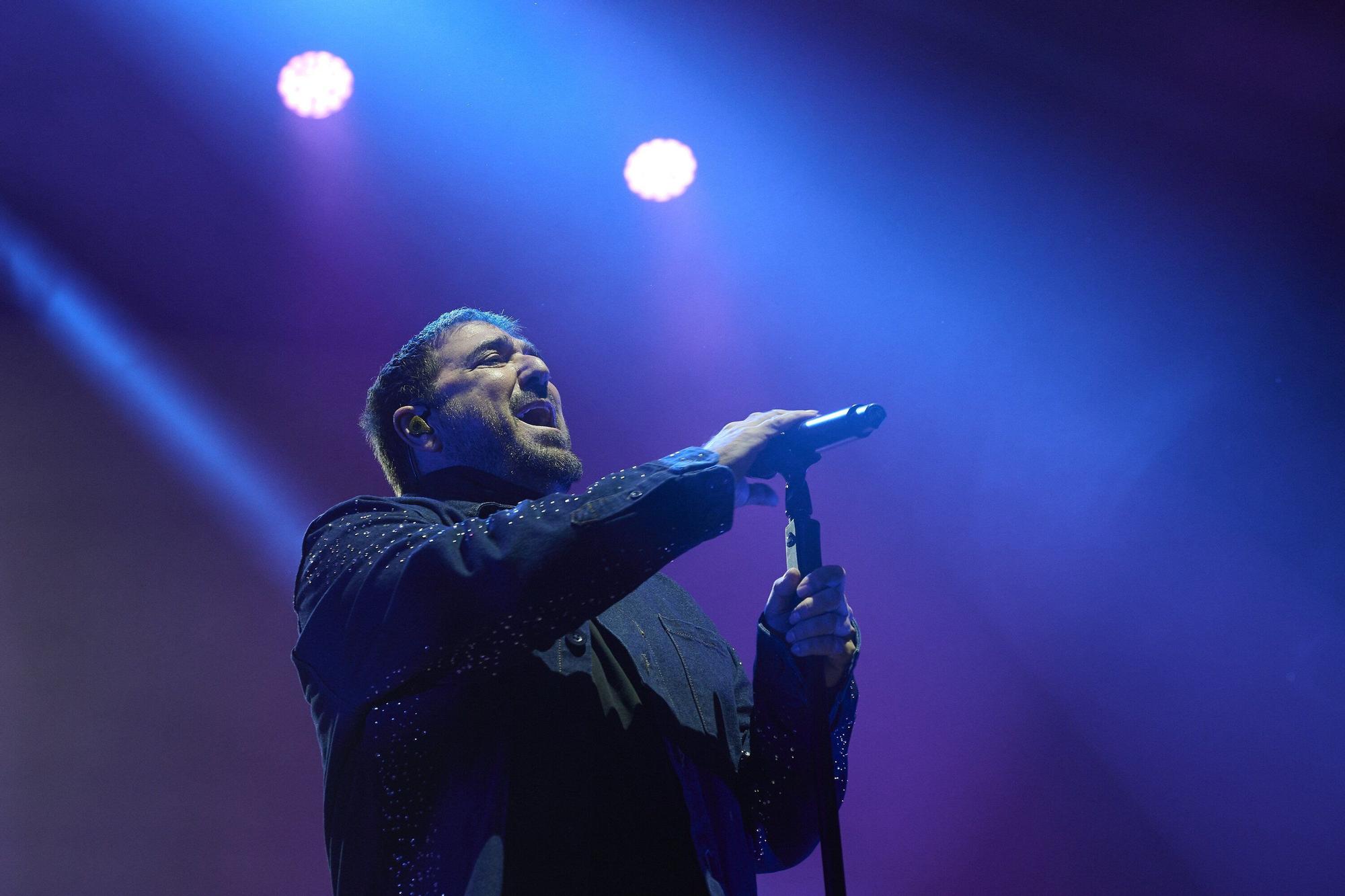 Fotos del concierto de Antonio Orozco en el Navarra Arena de Pamplona