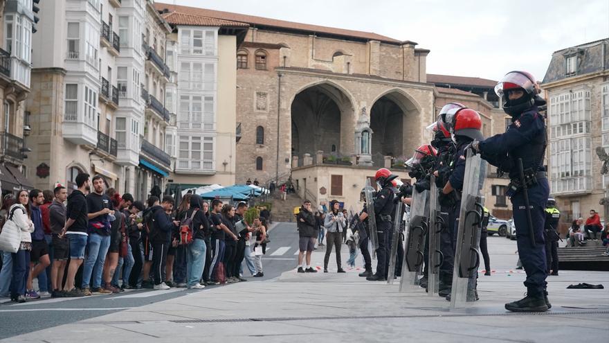 En libertad los cuatro detenidos de GKS a la espera de pasar a disposición judicial