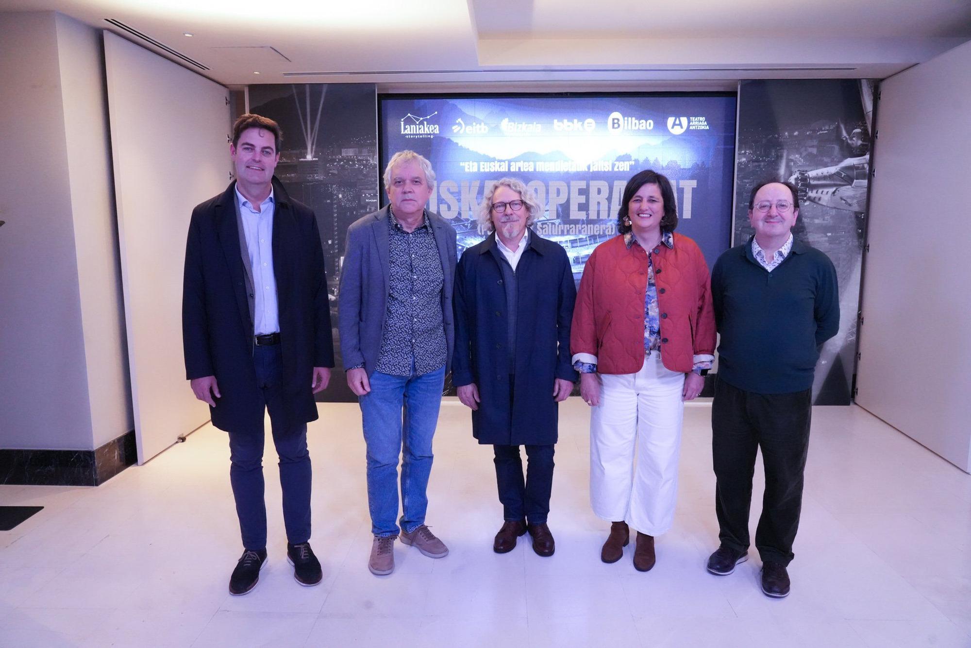Aritz Lekerika, Juan Carlos Pérez, Jesús Mari Lazkano, Begoña de Ibarra y Jon Bagües