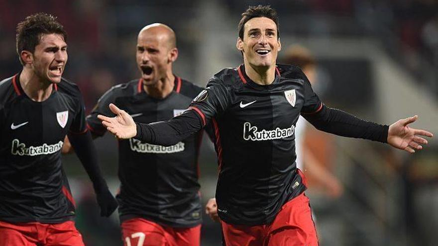 El Athletic remonta al final y se asegura ser campeón de grupo