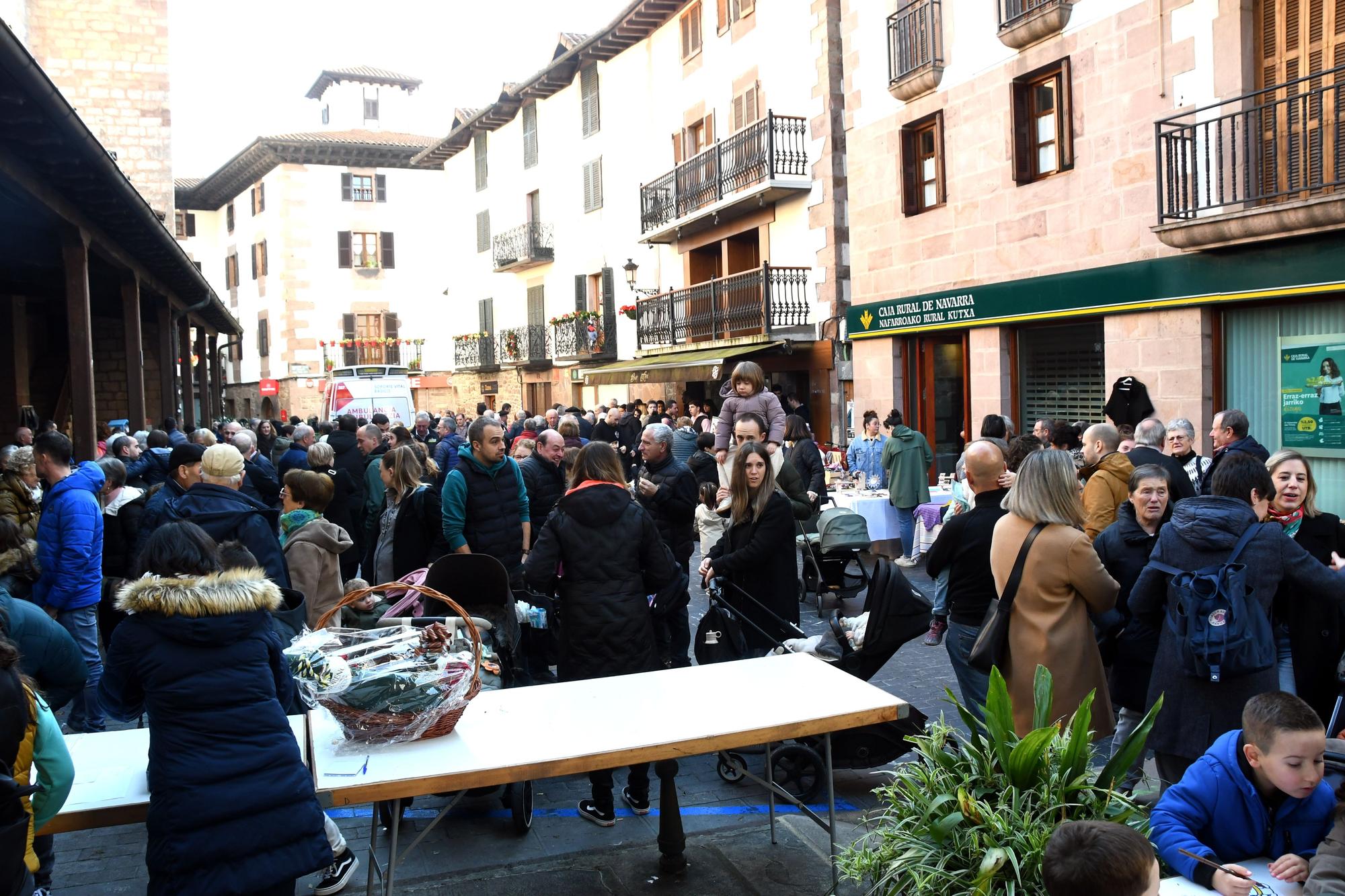 Dos ‘dedales de plata’ para los Ibarrola en Doneztebe