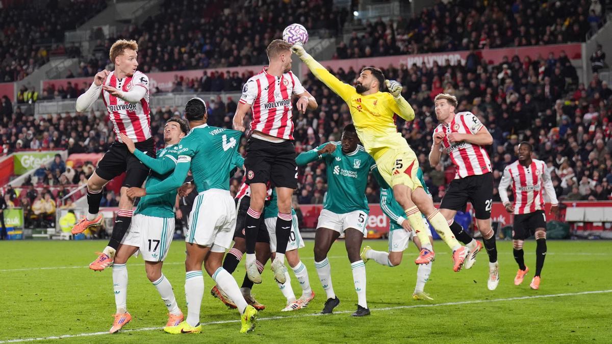 Imagen del partido entre el Brentford y el Liverpool de la pasada jornada de la Premier League. Imagen del partido entre el Brentford y el Liverpool de la pasada jornada de la Premier League.