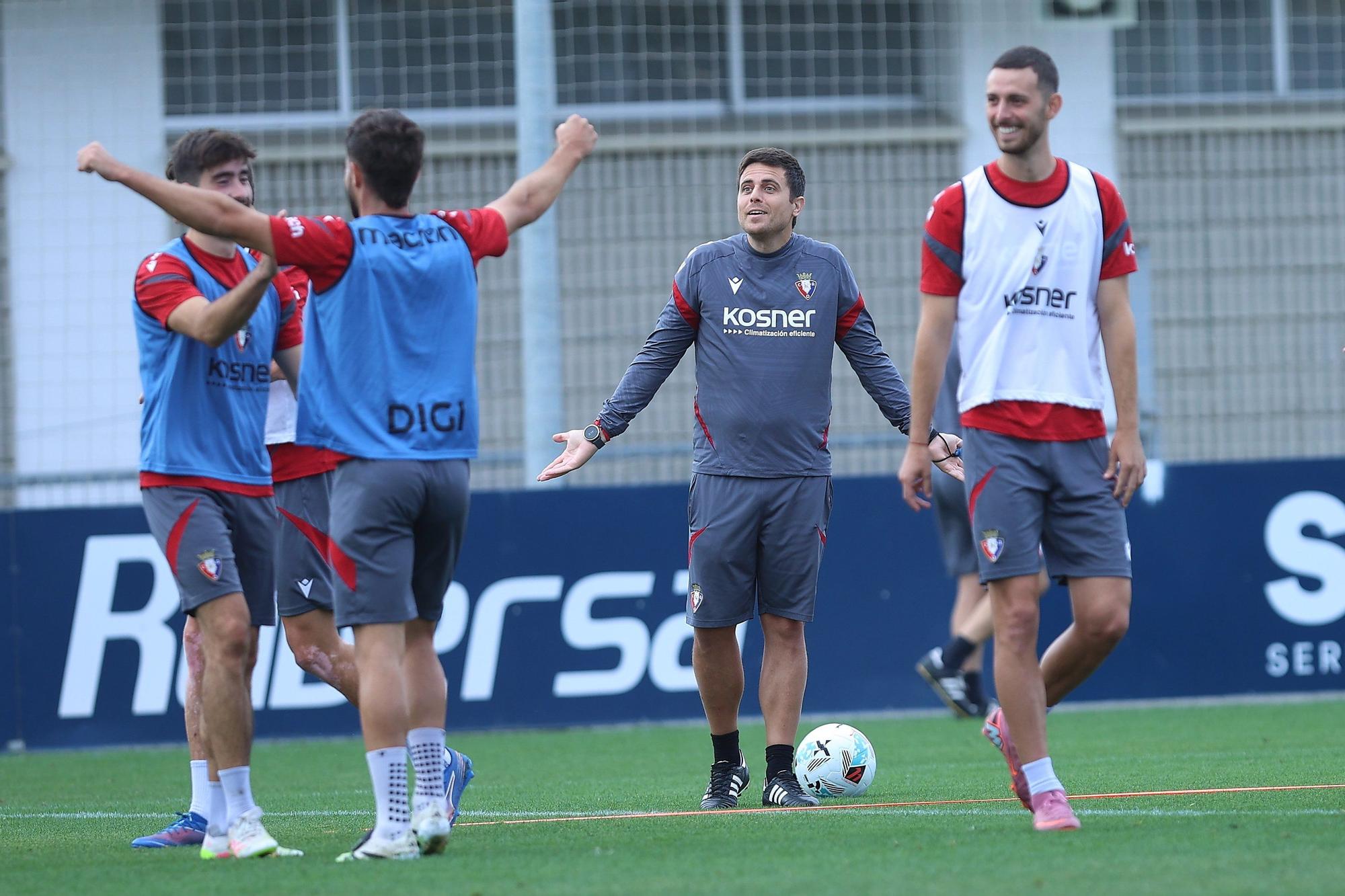 Fotos del entrenamiento de Osasuna (miércoles 10 de septiembre de 2025)