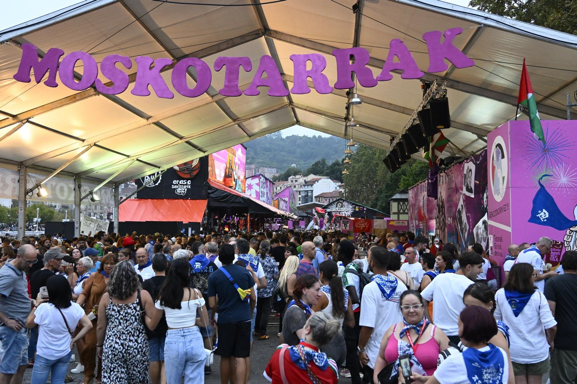 Bilbao está de fiesta: fotos del primer día de Aste Nagusia 2025