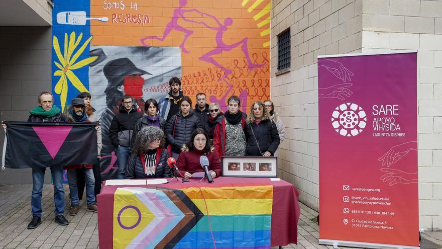 Vandalizan un mural contra el estigma del VIH en la Rochapea