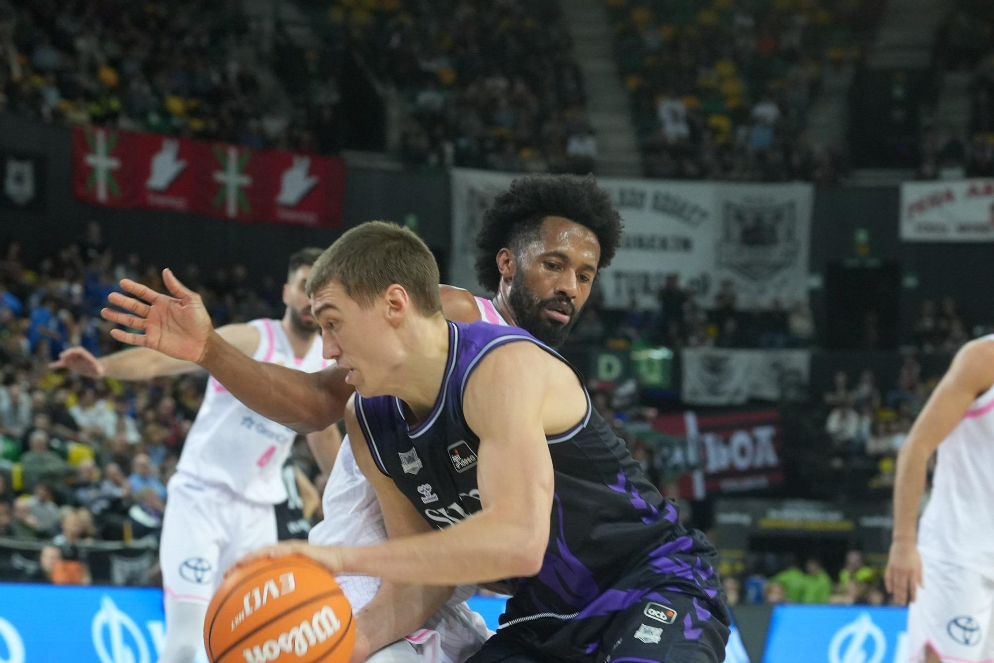 El Surne Bilbao-Gran Canaria, en imágenes