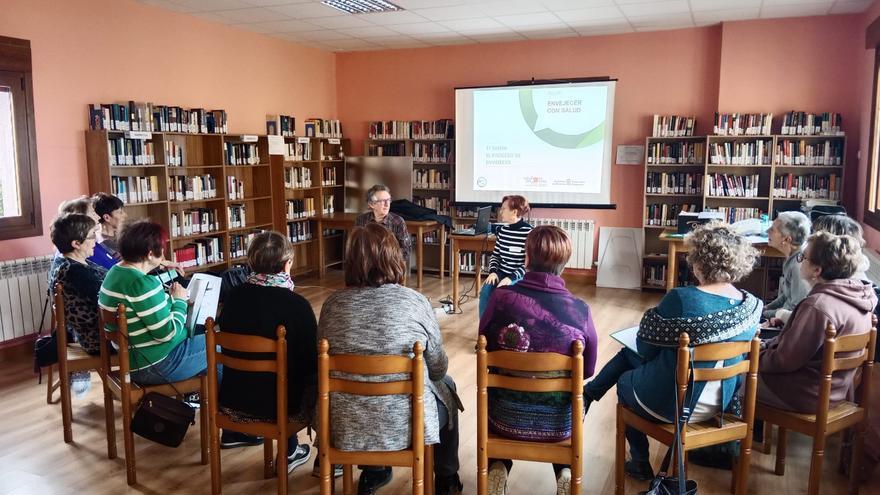 La Escuela de Salud Navarra cumple 10 años con la participación de casi 6.000 personas en 240 talleres