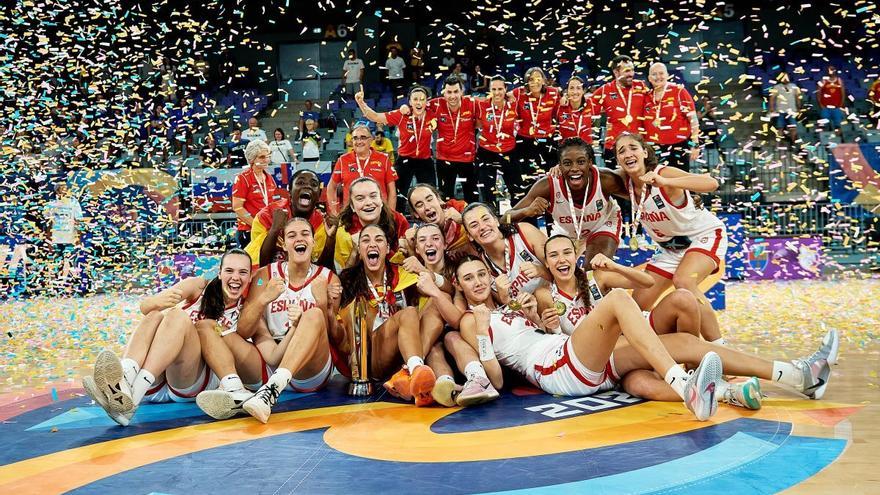 Beatriz Asensio y Sandra Dávila, campeonas del Eurobasket sub-16 con España