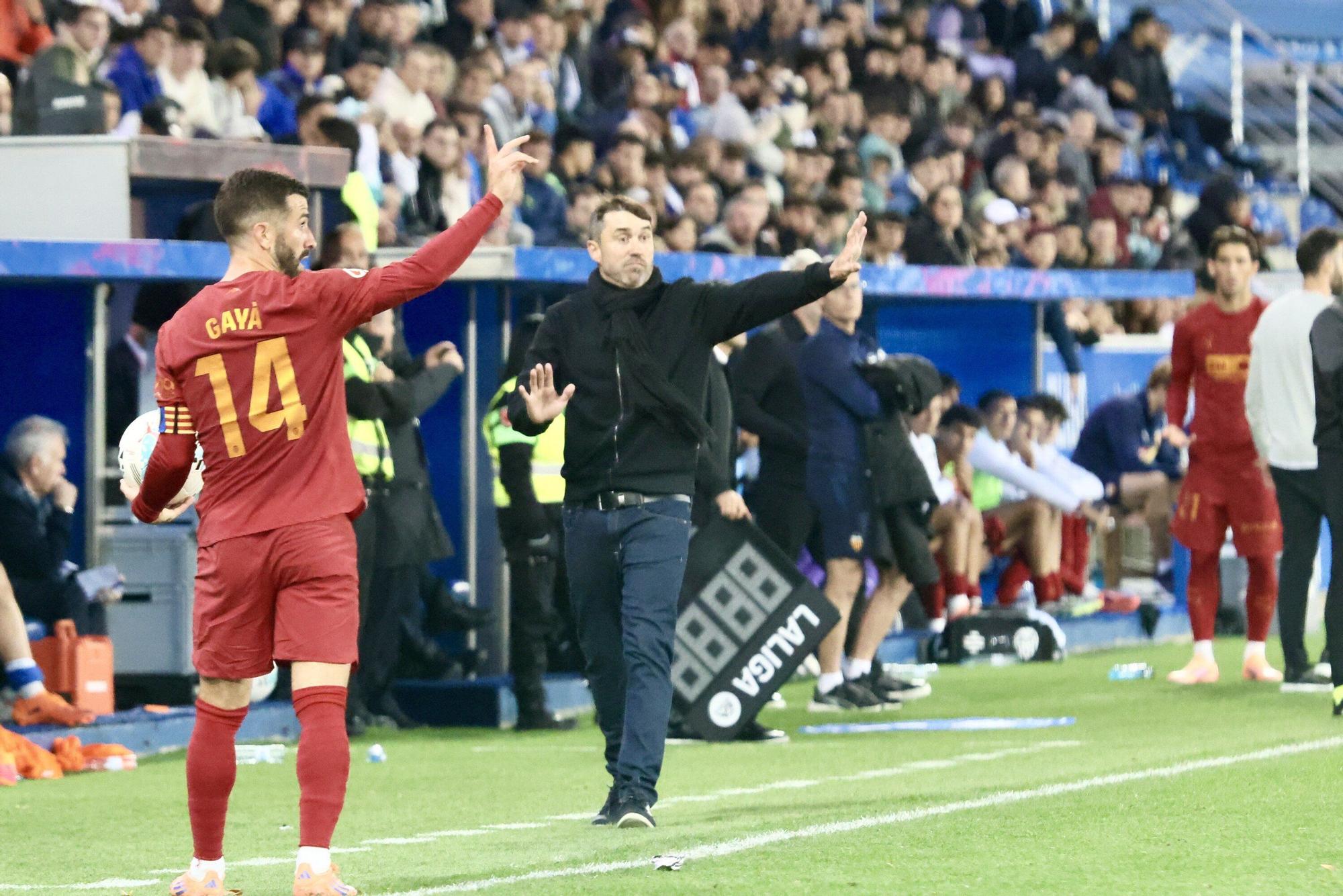 Todas las fotos del Alavés-Valencia en Mendizorroza