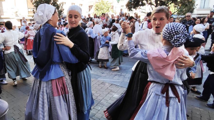 Debako Euskal Jaia iruditan