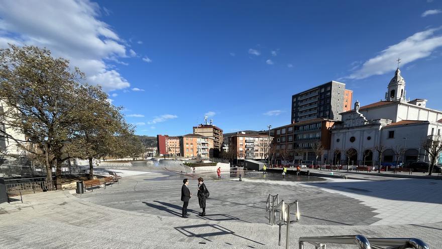 Cuenta atrás para la apertura de la remodelada plaza San Fausto de Basauri