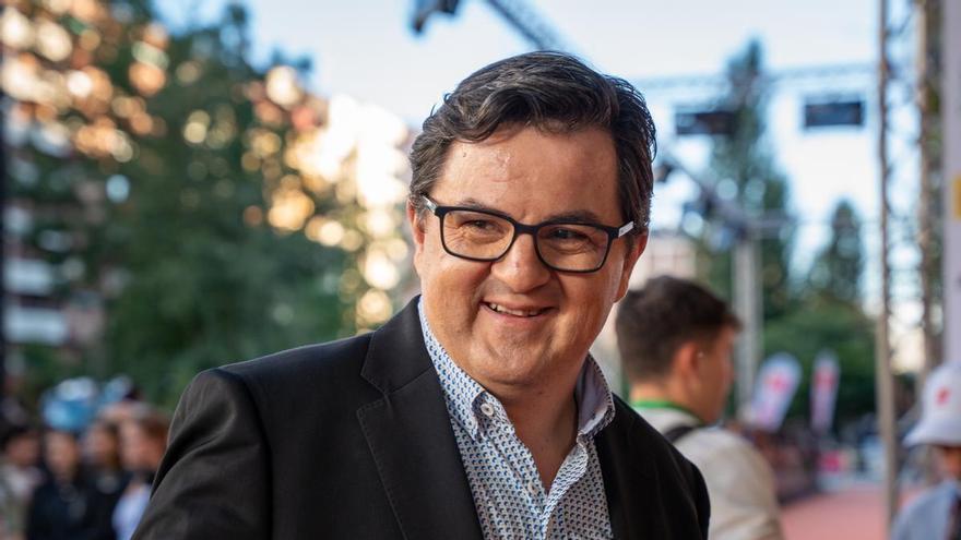 Andoni Agirregomezkorta: “La tele es lo que tiene, que es todo mentira...”